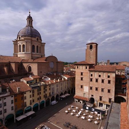 Aparthotel Agora Residenza Mantova Exteriér fotografie